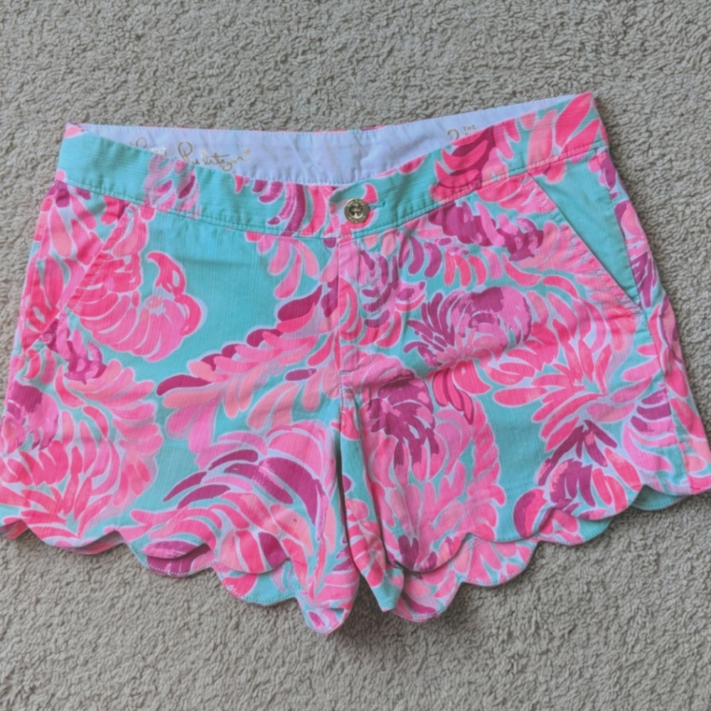 Lilly Pulitzer Buttercup Shorts Size 2